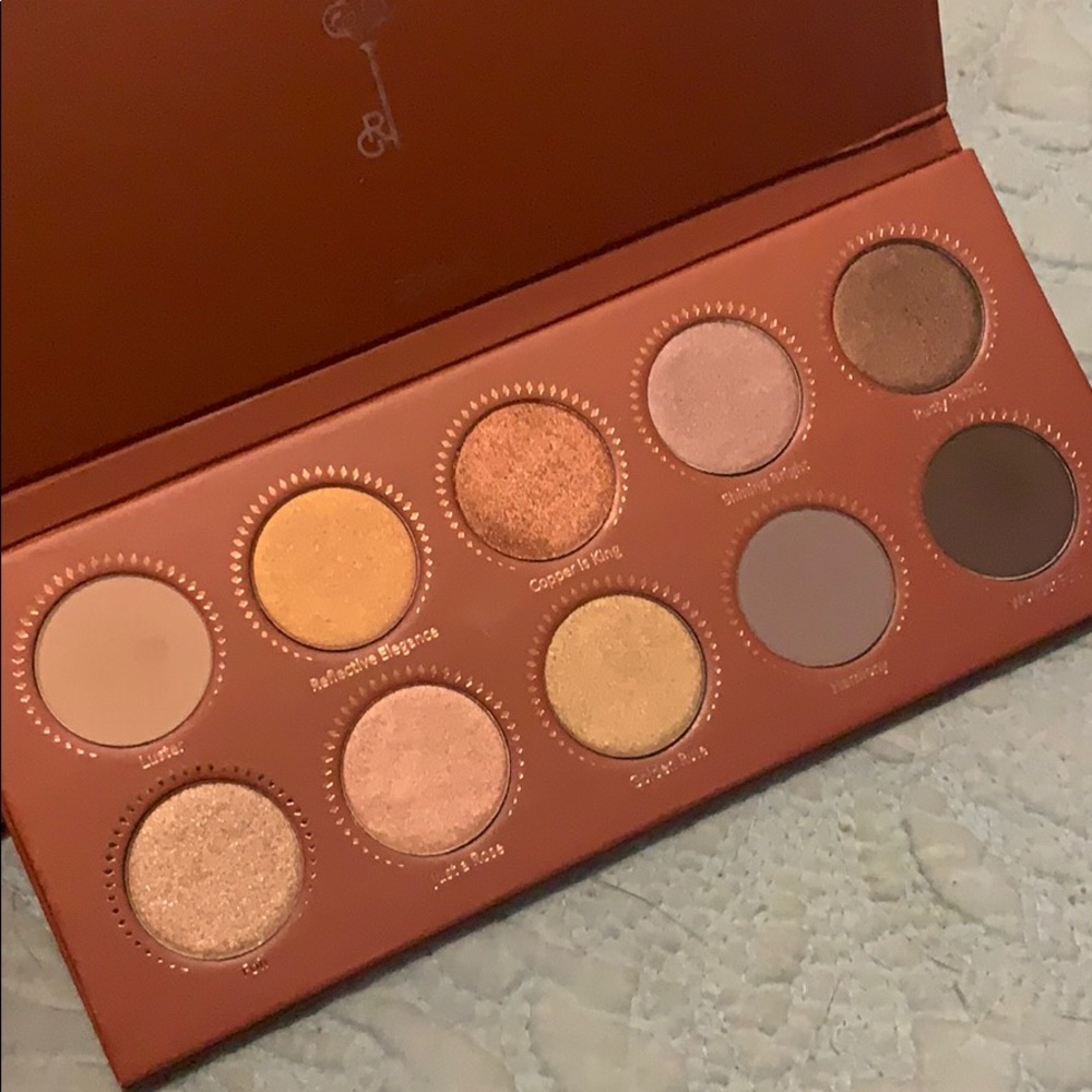 Zoeva “Rose Gold” Palette